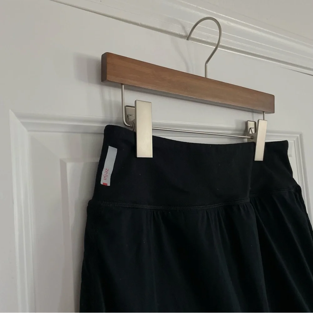 Zella Black Stretch Activewear Mini Skirt small - Picture 4 of 5